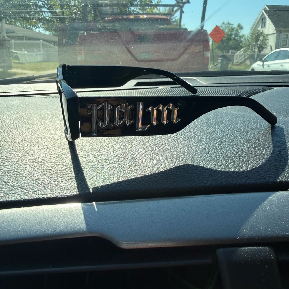 Palm Angels Black Sunglasses with Silver Logo